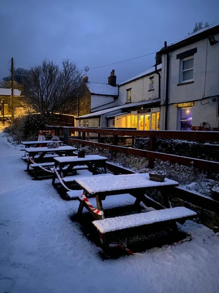The Bridge Inn Reeth Exteriör bild