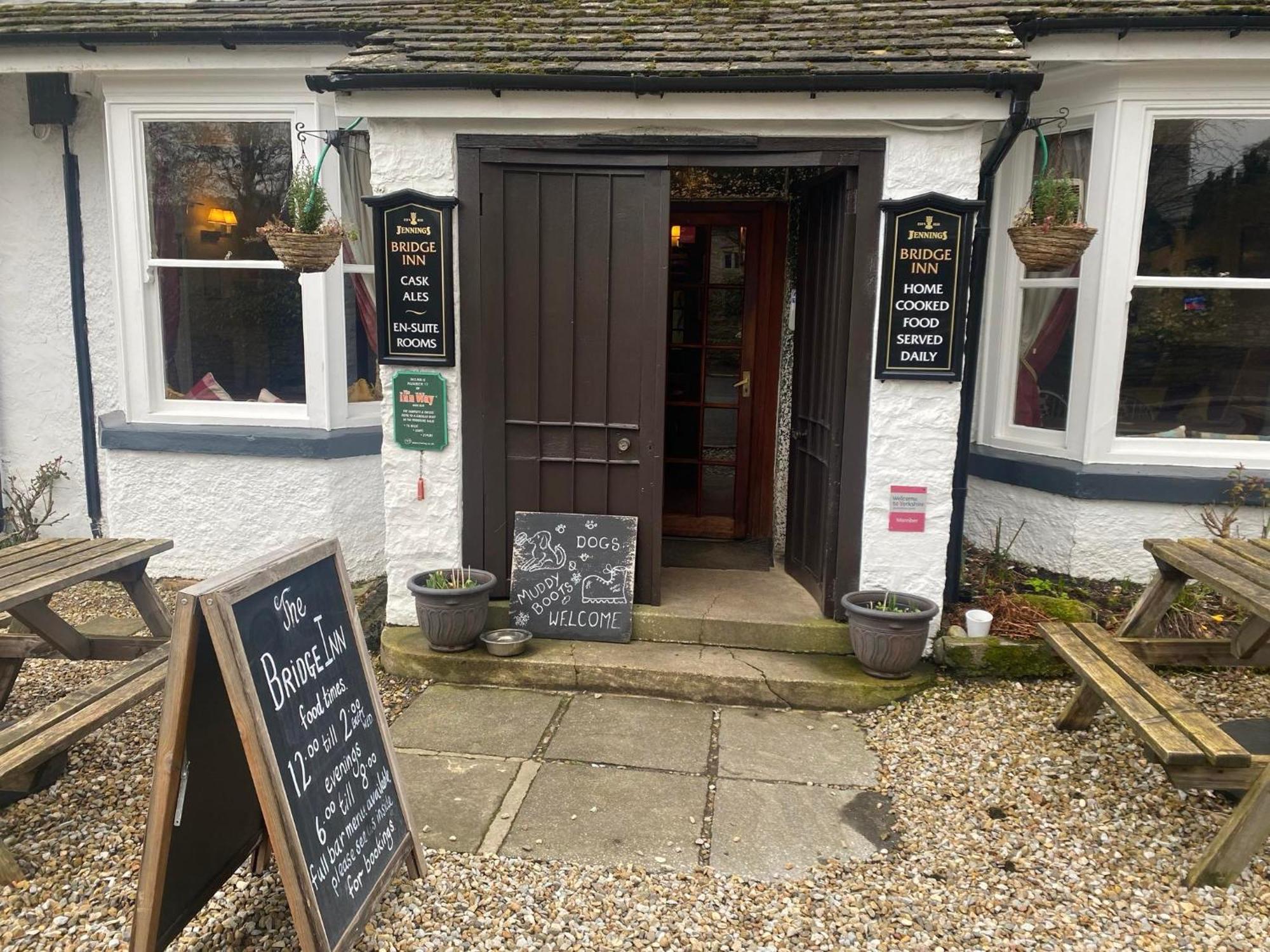 The Bridge Inn Reeth Exteriör bild